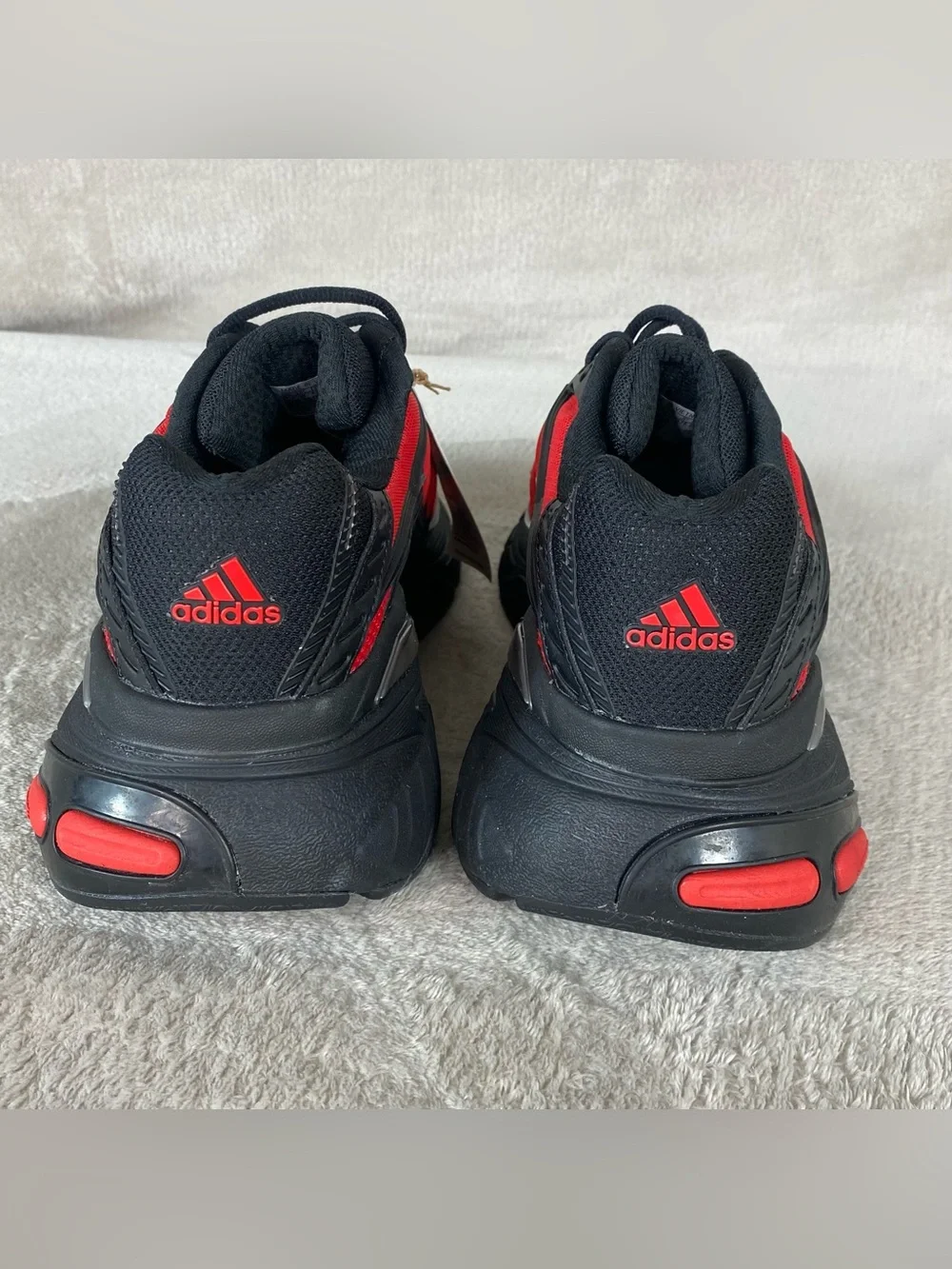 adidas Adistar XLG 2.0 Red Black Mens Size 9.5 Athletic Running Shoes KJ5731 NEW